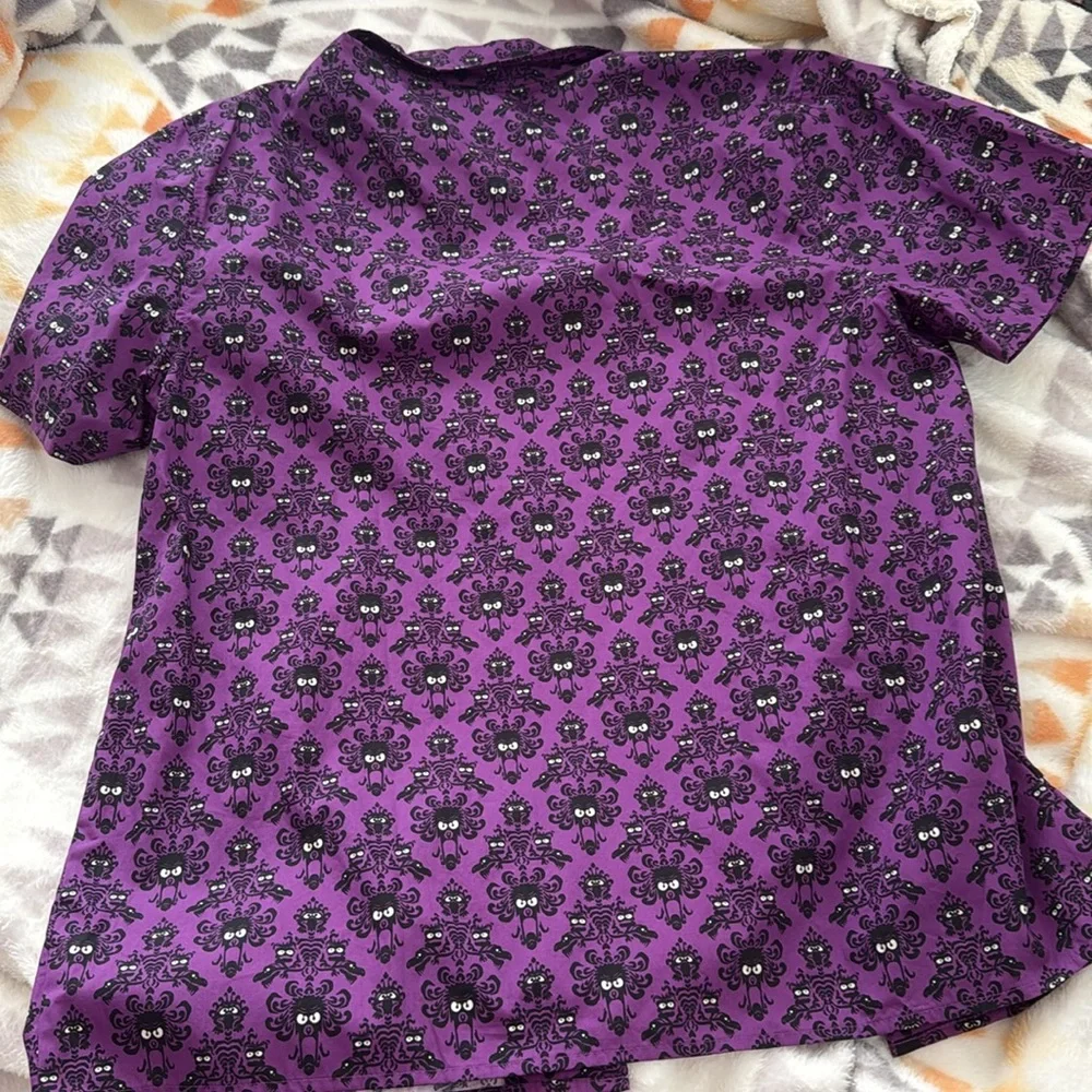 Haunted Mansion muppets button up D23 exclusive - Picture 6 of 7